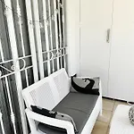公寓 Spacious Art With Large Terrace, Relaxing Ocean View, Near Beaches 阿德耶