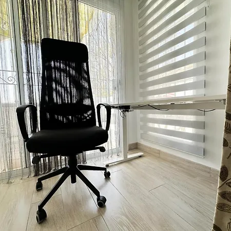 Apartman Spacious Art With Large Terrace, Relaxing Ocean View, Near Beaches