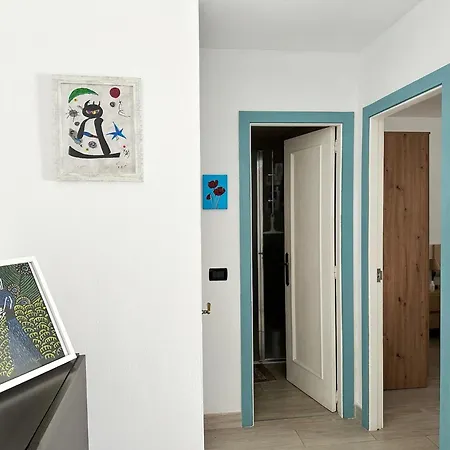 Apartment Relaxing Ocean View, Spacious Art With Large Terrace, Near Beaches