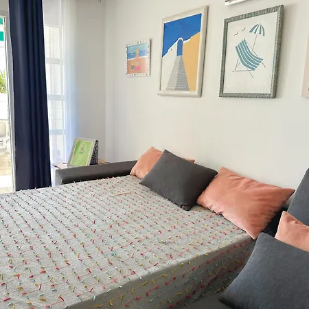 Spacious Art With Large Terrace, Relaxing Ocean View, Near Beaches 阿德耶